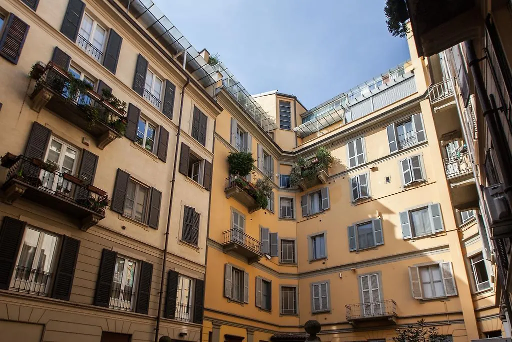 Leopardi 25 Apartment Milano İtalya