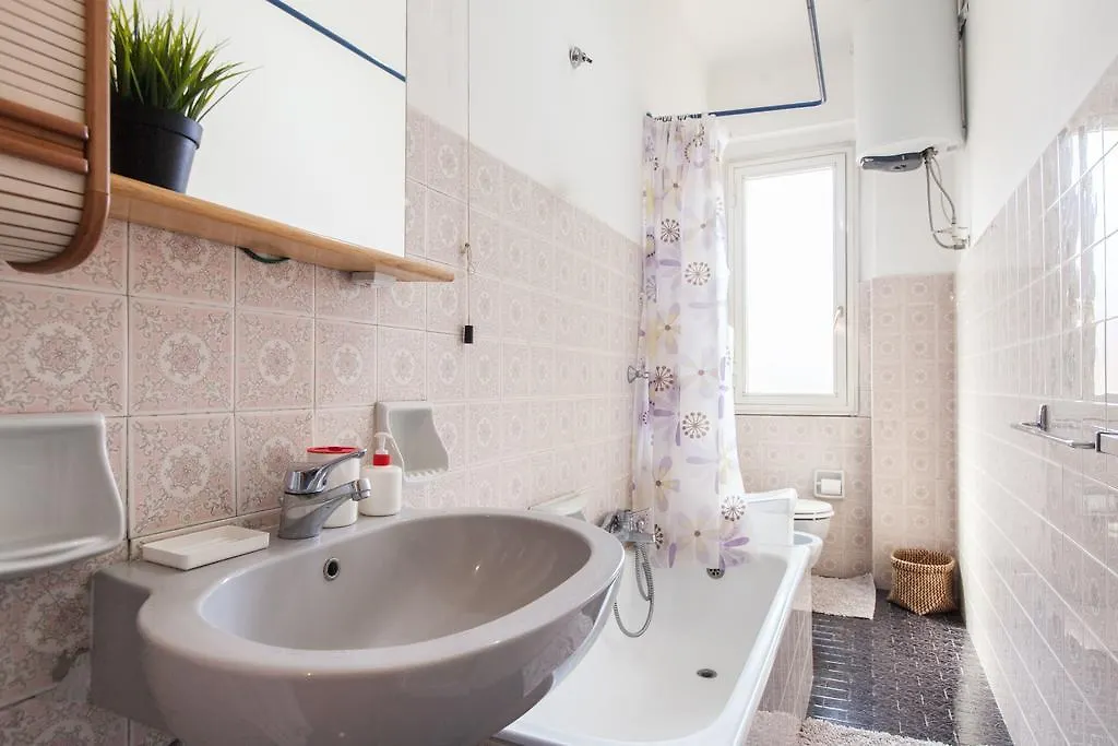 Leopardi 25 Apartment Milan Italy